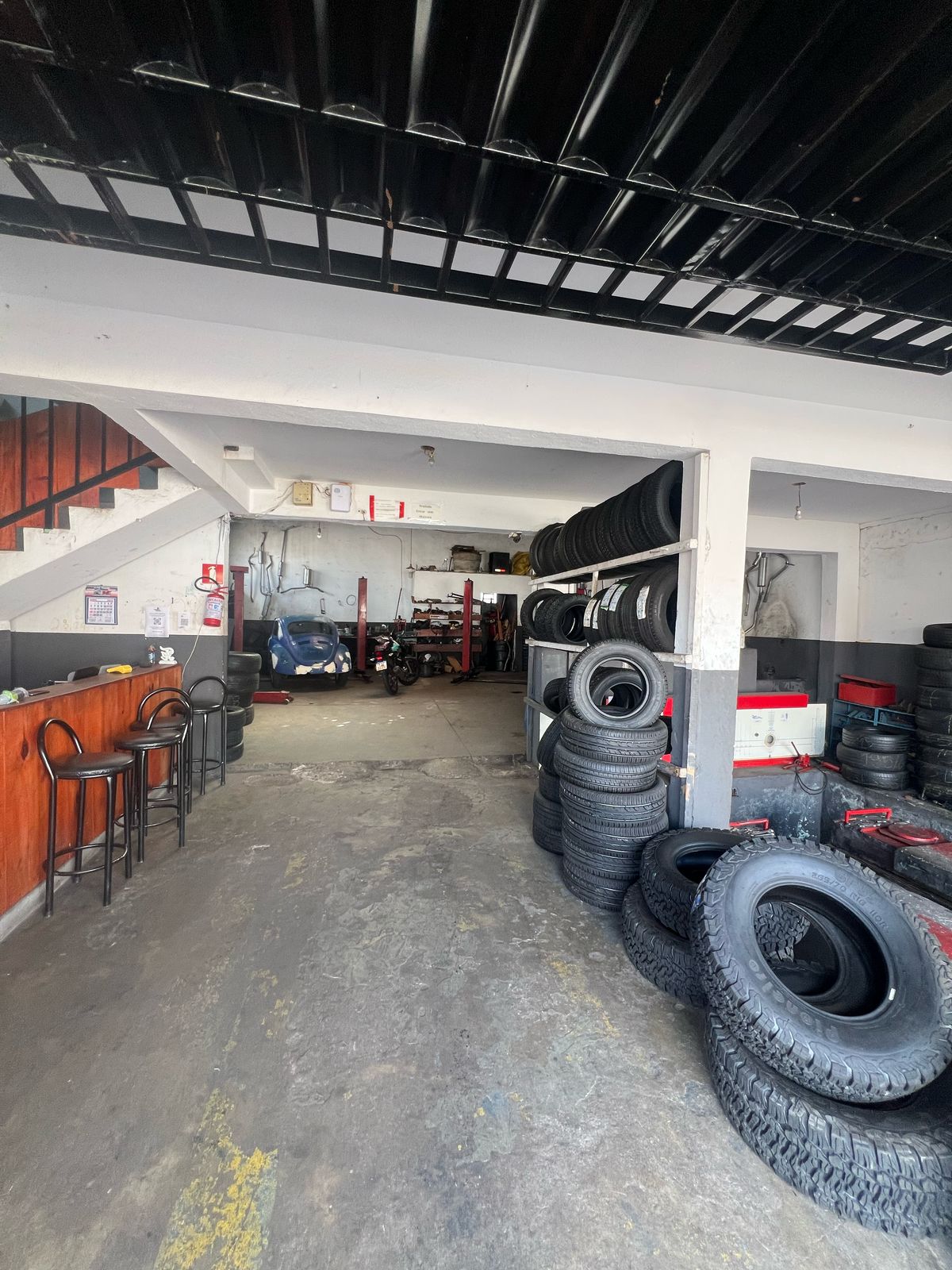 Interior da oficina JC Centro Automotivo